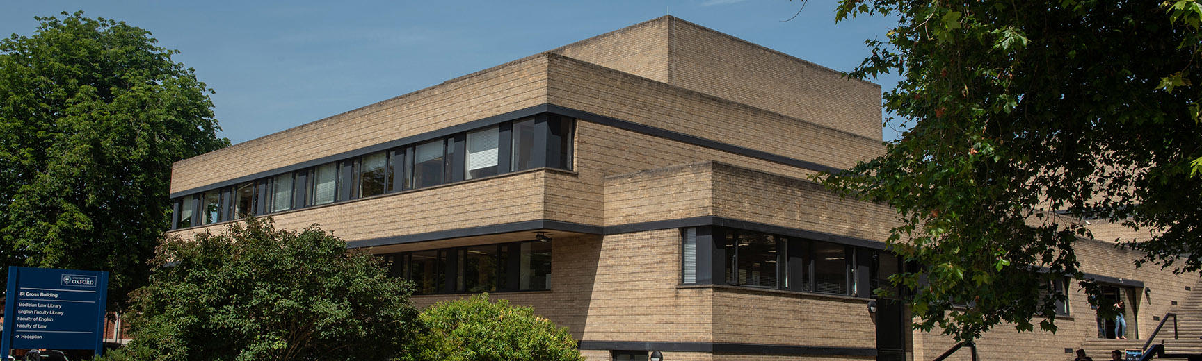 The modernist architecture of the St Cross building