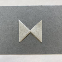 1.8 Style 1: Fixed mounting corners Two triangles of paper back-to-back